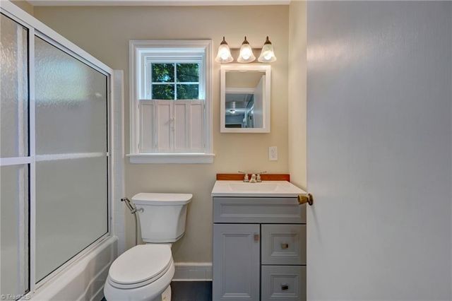 1006 Jefferson Road, Greensboro, NC 27410