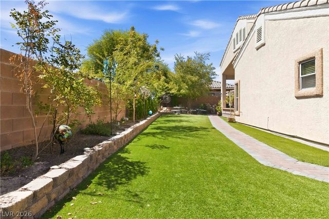 2909 Tanagrine Drive, North Las Vegas, NV 89084