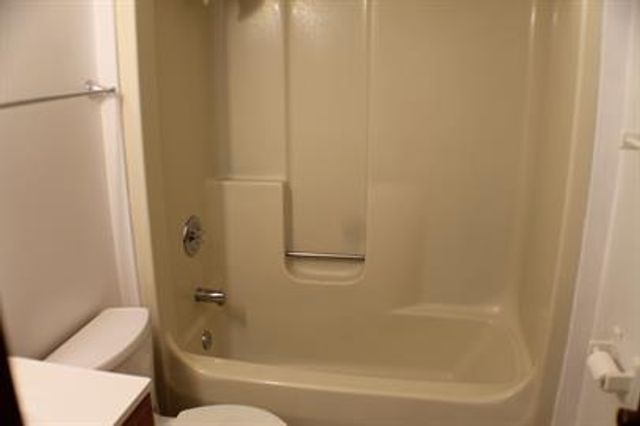 2902 31st Street 3, Zion, IL 60099