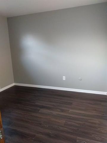 2902 31st Street 3, Zion, IL 60099