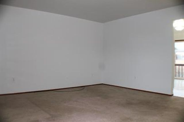 2902 31st Street 3, Zion, IL 60099