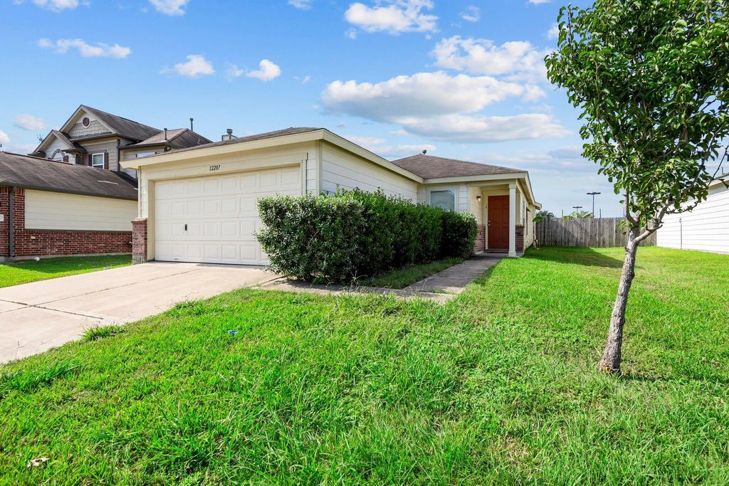 12207 Windsor Bay Court, Tomball, TX 77375