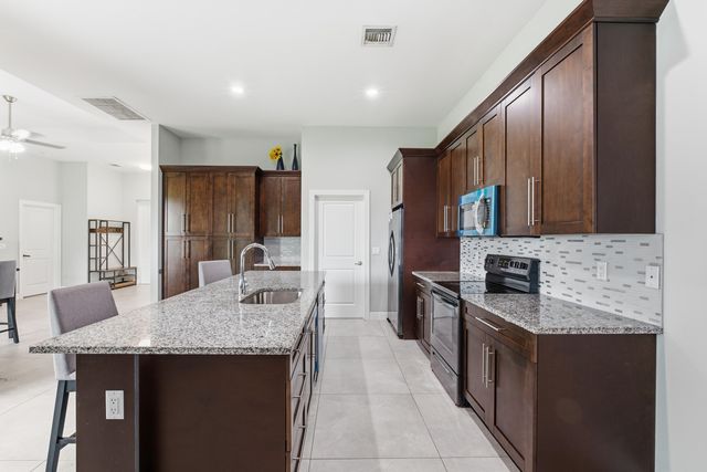 296 SW MILLARD Drive, Port St. Lucie, Port St Lucie, FL 34953