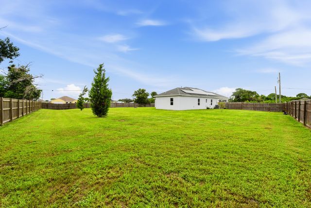 296 SW MILLARD Drive, Port St. Lucie, Port St Lucie, FL 34953