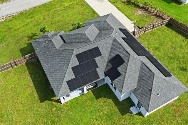 296 SW MILLARD Drive, Port St. Lucie, Port St Lucie, FL 34953