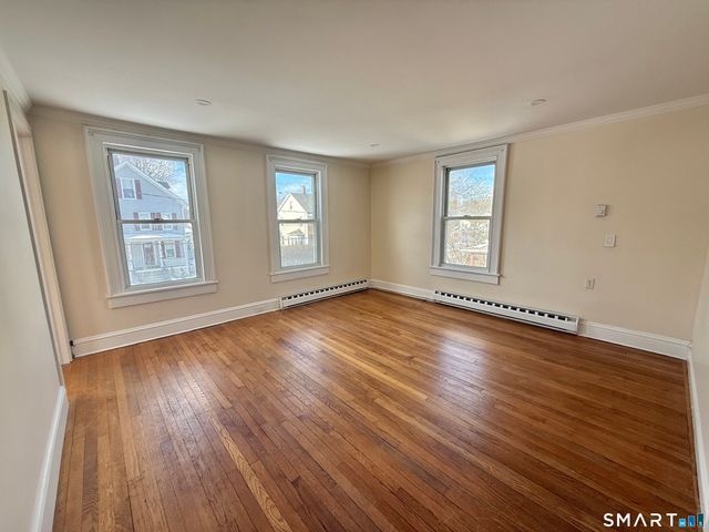 11 Starr Avenue 2nd Fl, Danbury, CT 06810