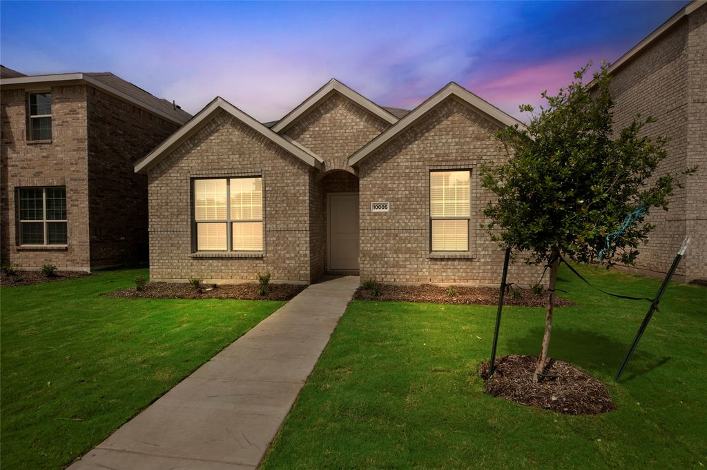 2805 Serenity Gove Lane, Fort Worth, TX 76179
