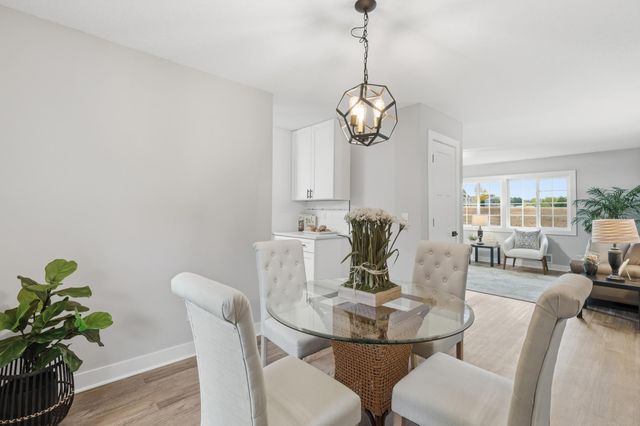 4301 Heritage Hills Drive, Bloomington, MN 55437