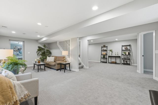 4301 Heritage Hills Drive, Bloomington, MN 55437