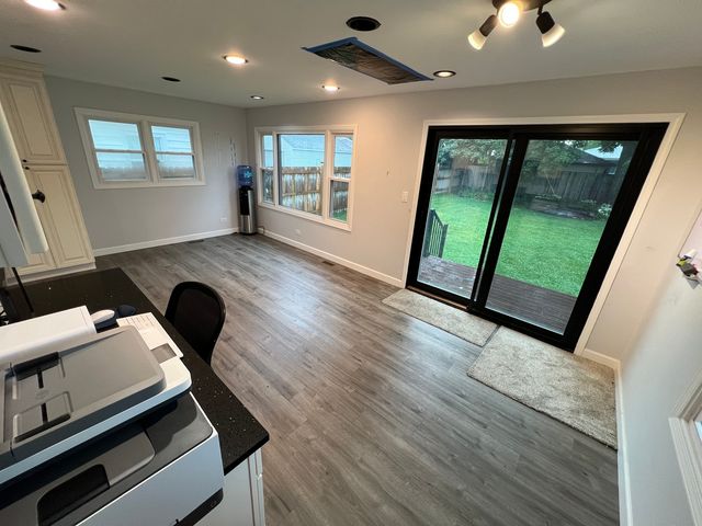 17 N Iowa Avenue, Addison, IL 60101