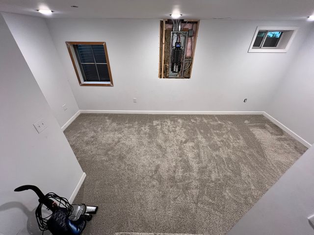 17 N Iowa Avenue, Addison, IL 60101
