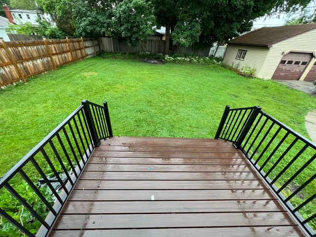 17 N Iowa Avenue, Addison, IL 60101