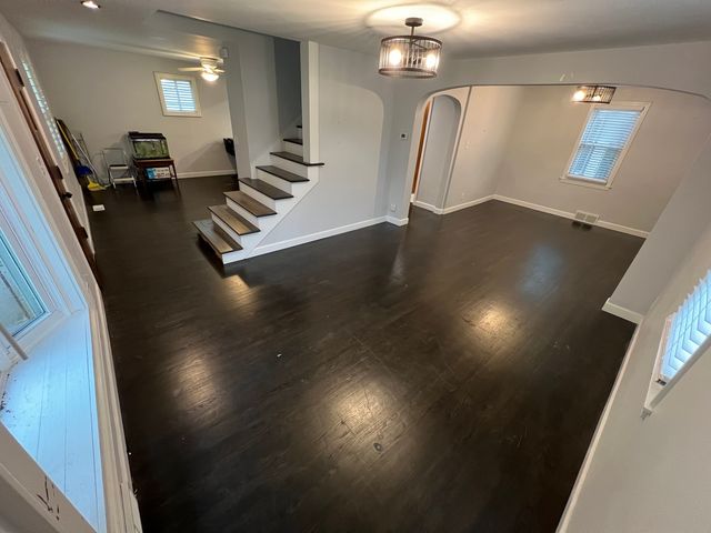 17 N Iowa Avenue, Addison, IL 60101