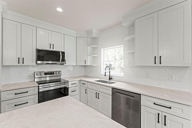 357 GALICIA STREET SW, Palm Bay, FL 32908