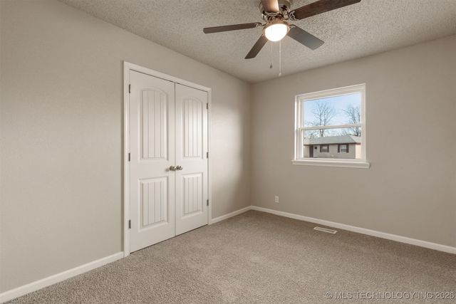 218 S 163rd East Avenue, Tulsa, OK 74108