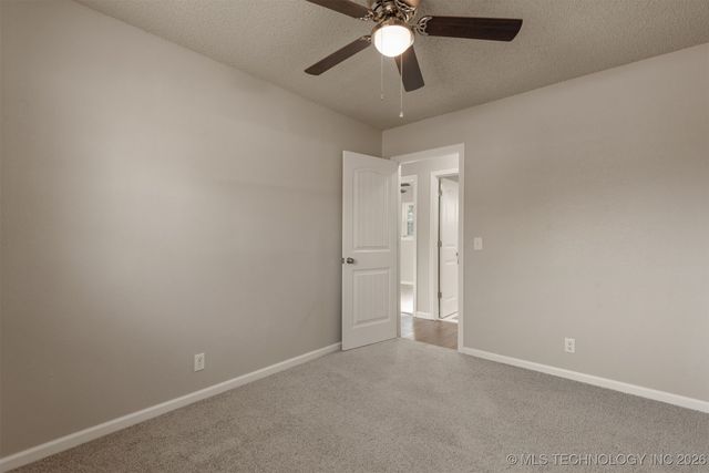 218 S 163rd East Avenue, Tulsa, OK 74108