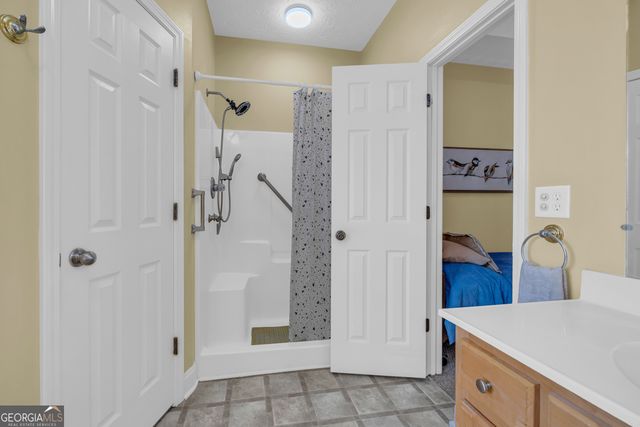 438 B Turner Road, Cleveland, GA 30528