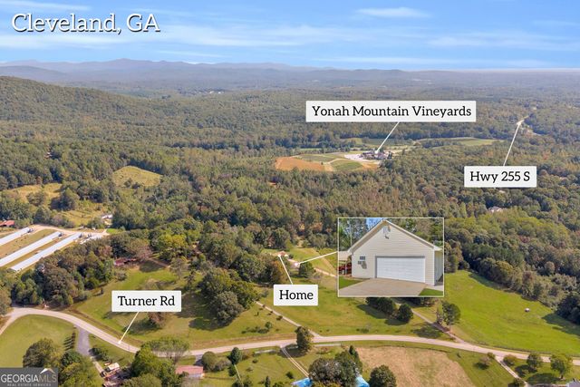 438 B Turner Road, Cleveland, GA 30528