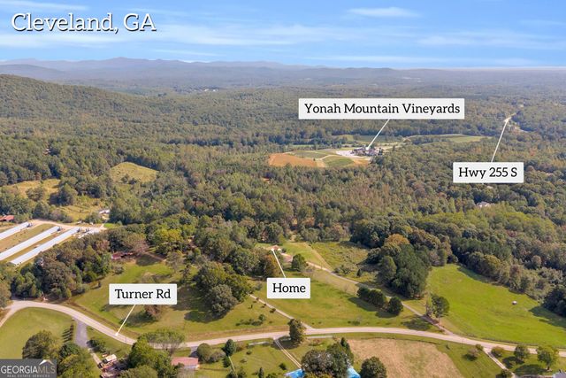 438 B Turner Road, Cleveland, GA 30528