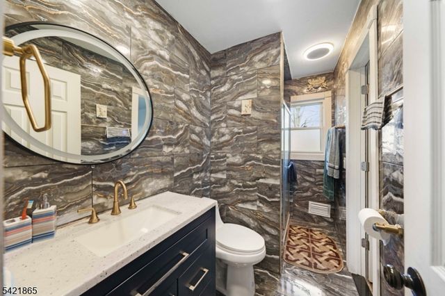 1019 Essex Ave, Linden City, NJ 07036