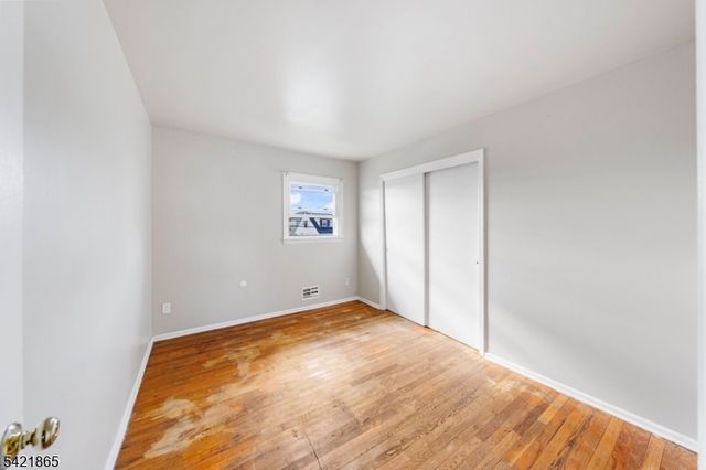 1019 Essex Ave, Linden City, NJ 07036