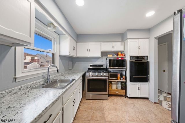 1019 Essex Ave, Linden City, NJ 07036