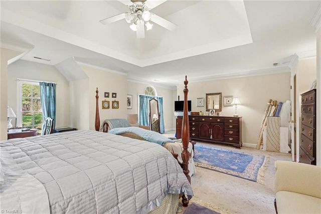 5005 Mayberry Lane, Winston-salem, NC 27106