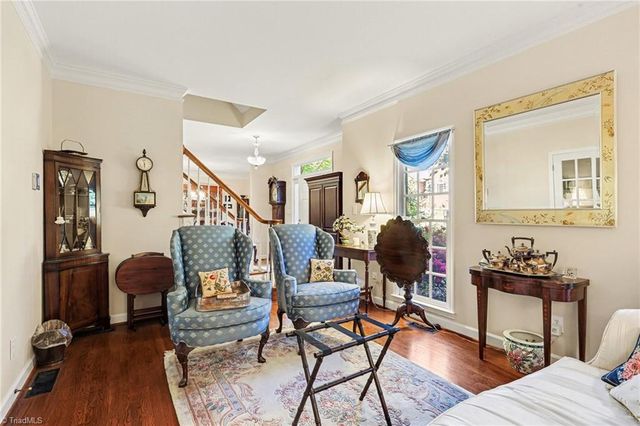 5005 Mayberry Lane, Winston-salem, NC 27106