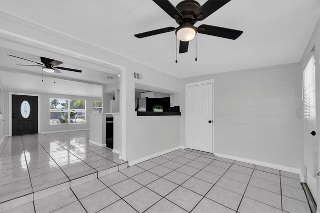 110 14TH AVENUE SW, Largo, FL 33770