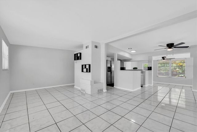 110 14TH AVENUE SW, Largo, FL 33770