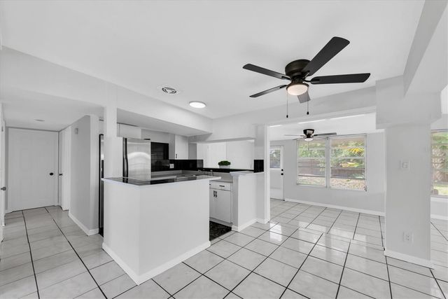 110 14TH AVENUE SW, Largo, FL 33770