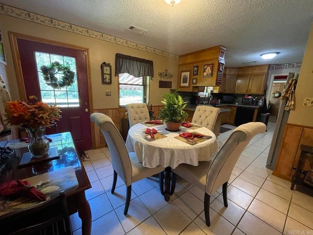 6000 Sleepy Village Road, Benton, AR 72015