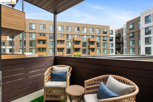 260 Brooklyn Basin Way 460, Oakland, CA 94606