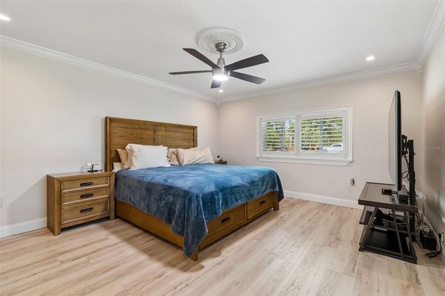 8270 30TH AVENUE N, St Petersburg, FL 33710