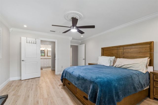 8270 30TH AVENUE N, St Petersburg, FL 33710