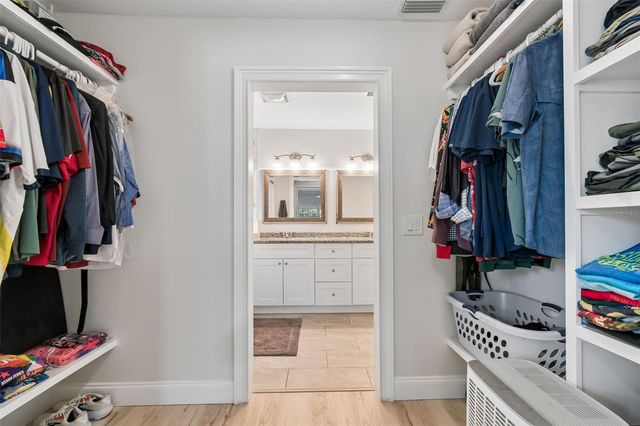 8270 30TH AVENUE N, St Petersburg, FL 33710