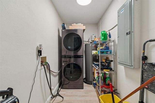 8270 30TH AVENUE N, St Petersburg, FL 33710