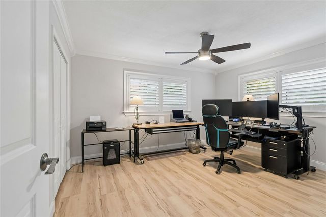 8270 30TH AVENUE N, St Petersburg, FL 33710