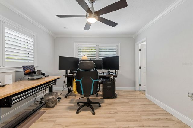 8270 30TH AVENUE N, St Petersburg, FL 33710