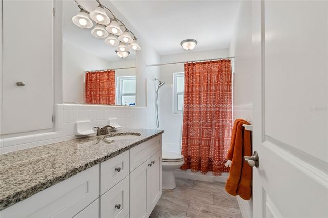 8270 30TH AVENUE N, St Petersburg, FL 33710