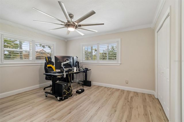 8270 30TH AVENUE N, St Petersburg, FL 33710