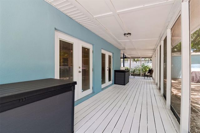 8270 30TH AVENUE N, St Petersburg, FL 33710