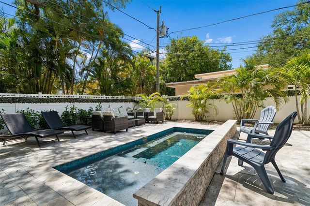 8270 30TH AVENUE N, St Petersburg, FL 33710