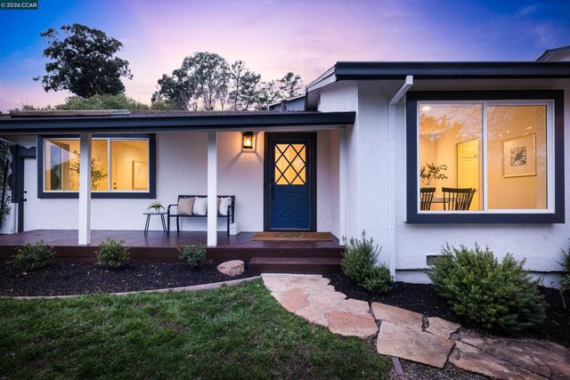 2080 Essenay Ave, Walnut Creek, CA 94597