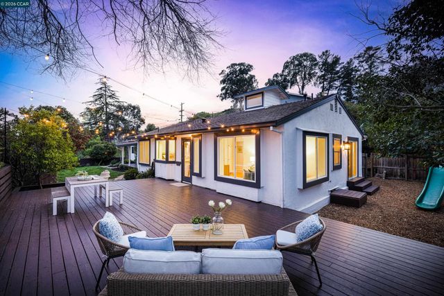 2080 Essenay Ave, Walnut Creek, CA 94597