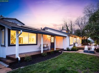 2080 Essenay Ave, Walnut Creek, CA 94597