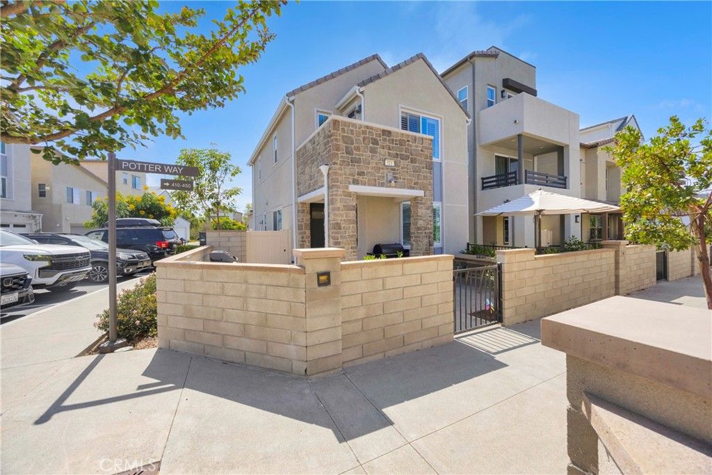 Image 1 of property listing at 511 Sparrowhawk Way, Rancho Mission Viejo, CA 92694