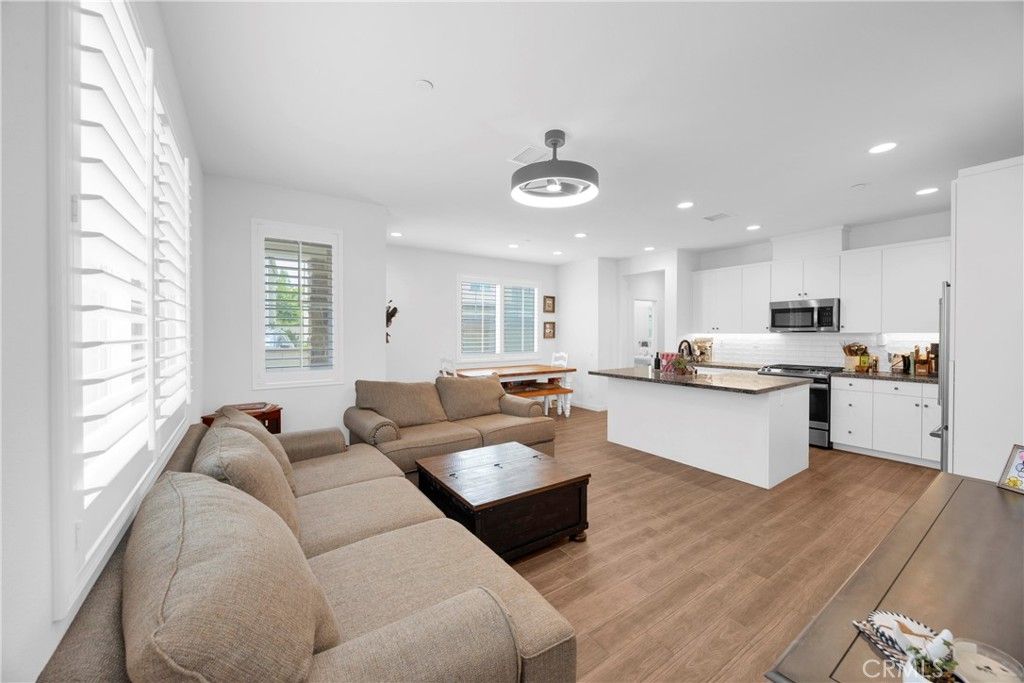 Image 12 of property listing at 511 Sparrowhawk Way, Rancho Mission Viejo, CA 92694