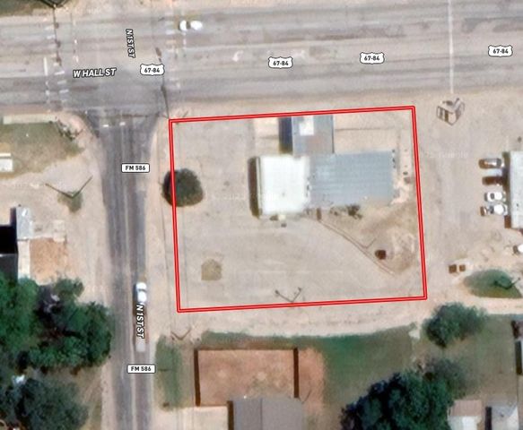 101 E Hall Street, Bangs, TX 76823
