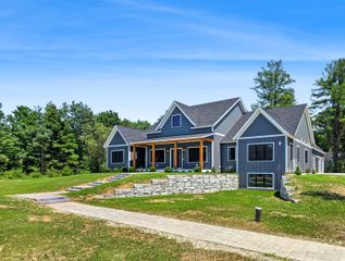 23 Charlotte Way, Colchester (colchester), VT 05446